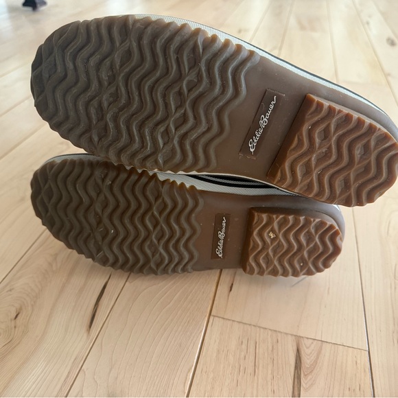 Eddie Bauer x THE GREAT Daisy Embroidered Duck Boots - Picture 8 of 8